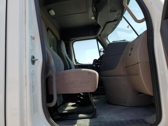 1FUJGBD95ELFV5760 - 2014 FREIGHTLINER CASCADIA WHITE photo 6