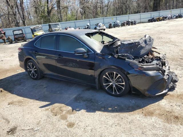 4T1B11HK5JU572057 - 2018 TOYOTA CAMRY L BLACK photo 4