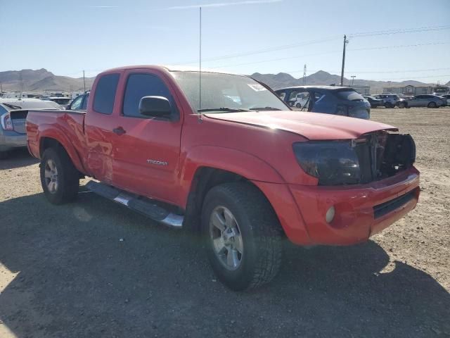 5TETU62N88Z560177 - 2008 TOYOTA TACOMA PRERUNNER ACCESS CAB RED photo 4