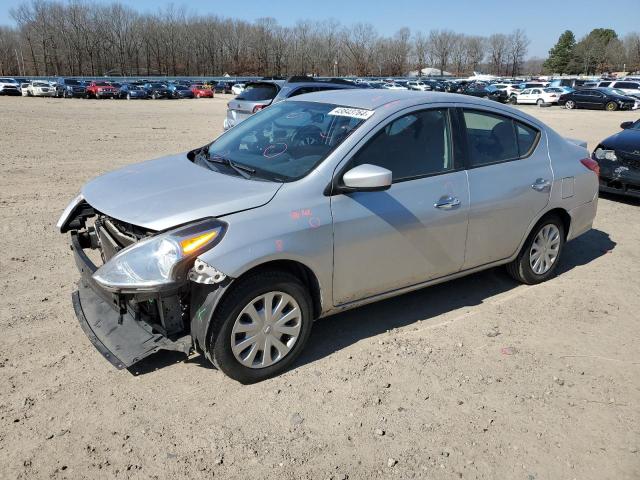 3N1CN7AP7HK450982 - 2017 NISSAN VERSA S SILVER photo 1