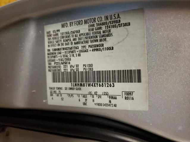 1LNHM81W4XY681263 - 1999 LINCOLN TOWN CAR EXECUTIVE SILVER photo 12