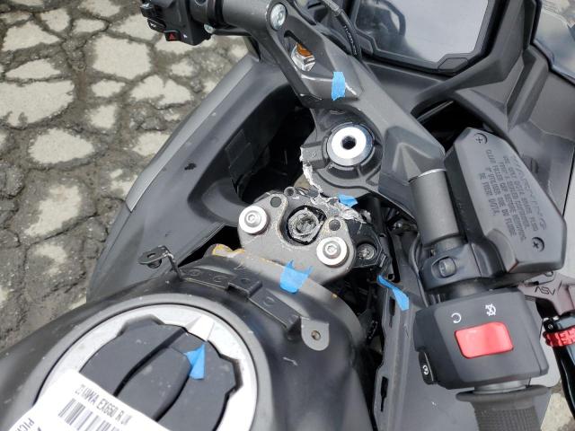 ML5EXER17PDA80164 - 2023 KAWASAKI EX650 R BLACK photo 9