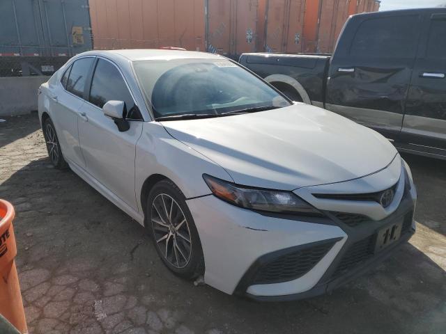 4T1G11AK5PU161265 - 2023 TOYOTA CAMRY SE NIGHT SHADE WHITE photo 4
