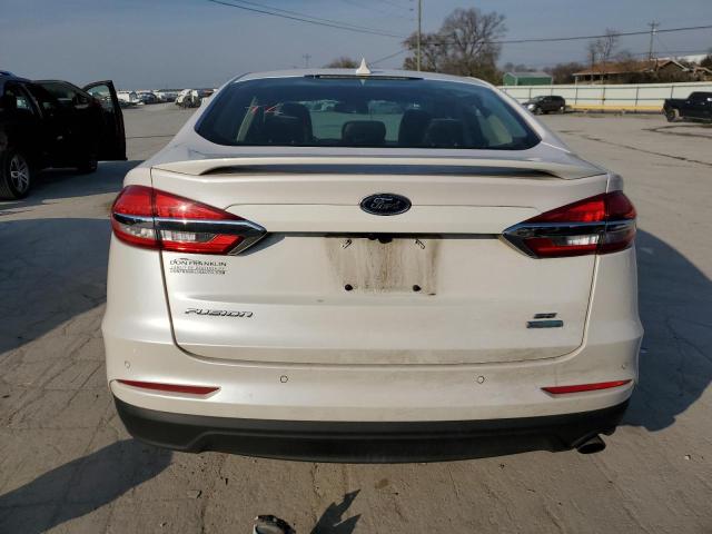 3FA6P0HD4LR250347 - 2020 FORD FUSION SE WHITE photo 6