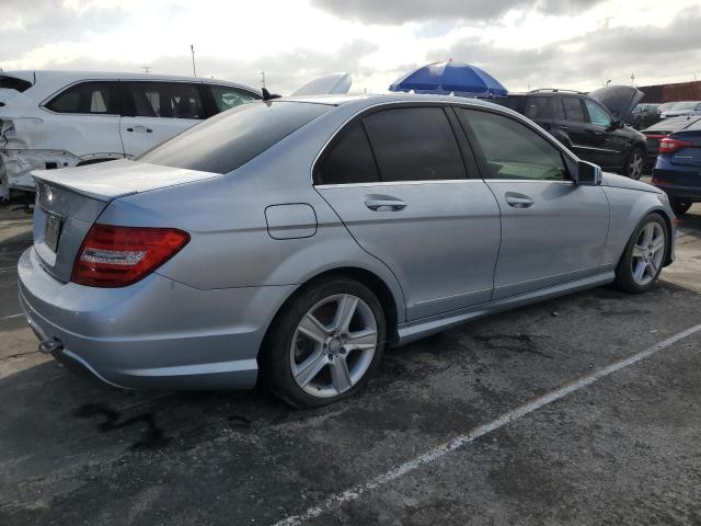 WDDGF4HB5DA793683 - 2013 MERCEDES-BENZ C 250 BLUE photo 3