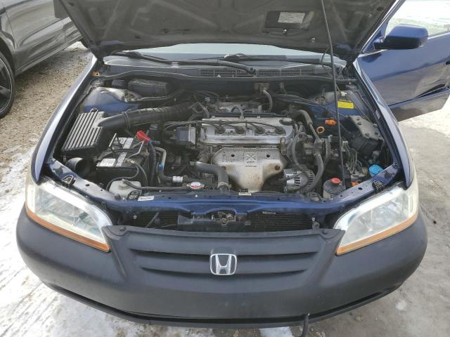 1HGCG56702A819793 - 2002 HONDA ACCORD SE BLUE photo 11