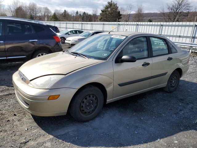 1FAFP33P1YW320197 - 2000 FORD FOCUS LX TAN photo 1