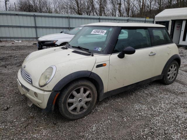 2004 MINI COOPER, 