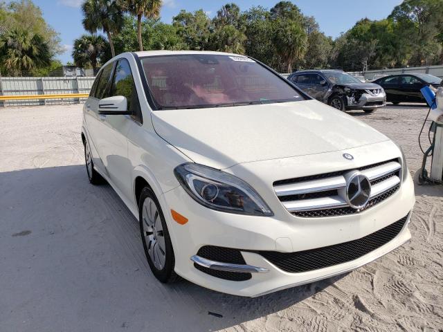 WDDVP9AB2FJ004338 - 2015 MERCEDES-BENZ B ELECTRIC WHITE photo 4