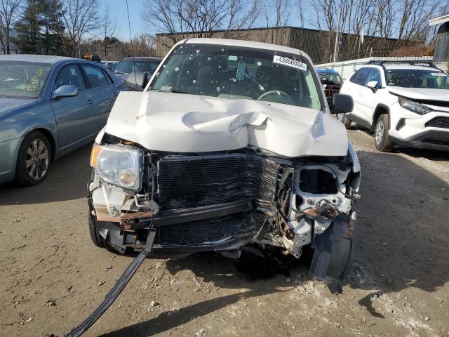 1FMCU92769KC97868 - 2009 FORD ESCAPE XLS WHITE photo 5