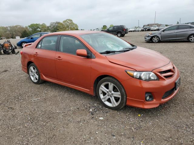 2T1BU4EE9DC071444 - 2013 TOYOTA COROLLA S/ BASE ORANGE photo 4