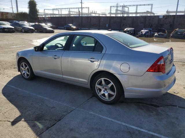 3FAHP0HG9AR367177 - 2010 FORD FUSION SE SILVER photo 2