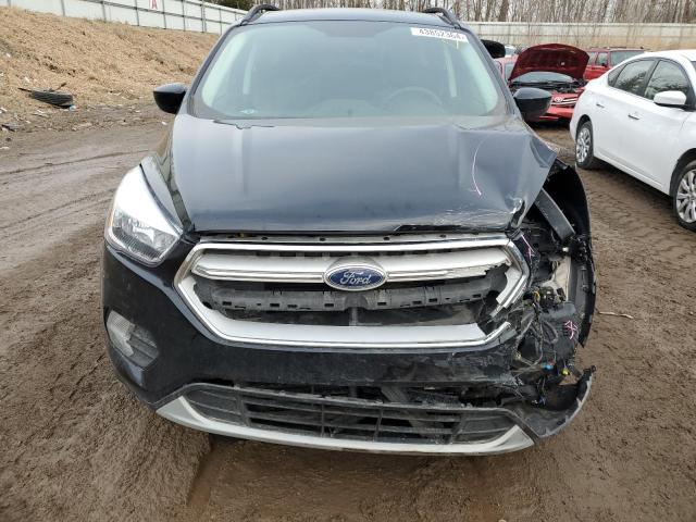 1FMCU0GD7JUC04150 - 2018 FORD ESCAPE SE BLACK photo 5