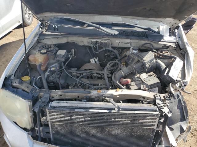 1FMCU92Z98KE63249 - 2008 FORD ESCAPE XLS SILVER photo 11