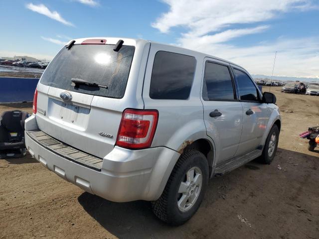 1FMCU92Z98KE63249 - 2008 FORD ESCAPE XLS SILVER photo 3