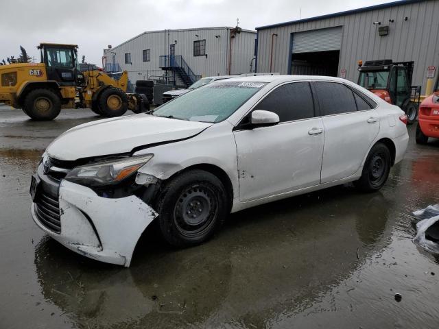 4T1BF1FK9HU449733 - 2017 TOYOTA CAMRY LE WHITE photo 1