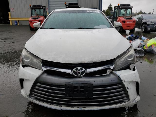 4T1BF1FK9HU449733 - 2017 TOYOTA CAMRY LE WHITE photo 5