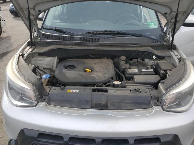 KNDJP3A58G7828679 - 2016 KIA SOUL + SILVER photo 12