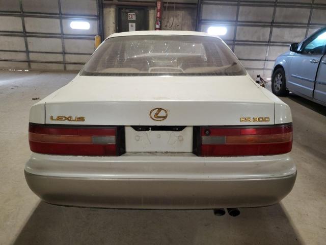 JT8BF12GXT0176001 - 1996 LEXUS ES 300 WHITE photo 6