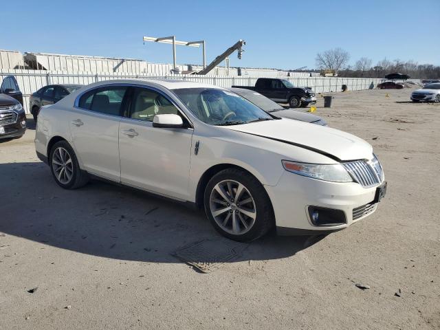 1LNHM93R99G613336 - 2009 LINCOLN MKS WHITE photo 4