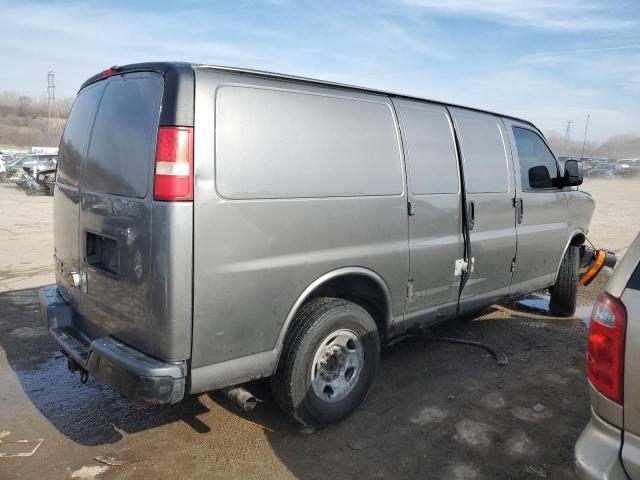 1GCWGFCA6B1115910 - 2011 CHEVROLET EXPRESS G2 GRAY photo 3