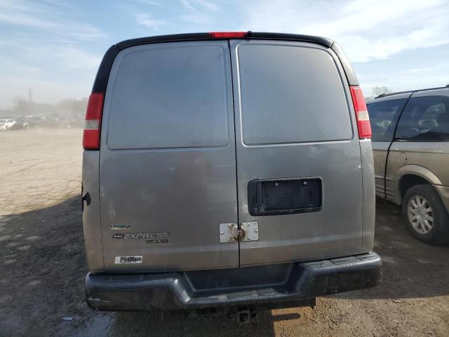 1GCWGFCA6B1115910 - 2011 CHEVROLET EXPRESS G2 GRAY photo 6