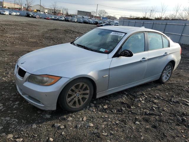 WBAVB13596KX34384 - 2006 BMW 3 SERIES I Արծաթագույն լուսանկար 1