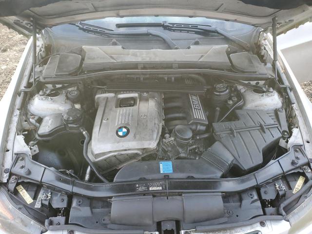 WBAVB13596KX34384 - 2006 BMW 3 SERIES I Արծաթագույն լուսանկար 11