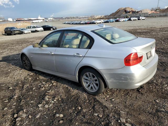 WBAVB13596KX34384 - 2006 BMW 3 SERIES I Արծաթագույն լուսանկար 2
