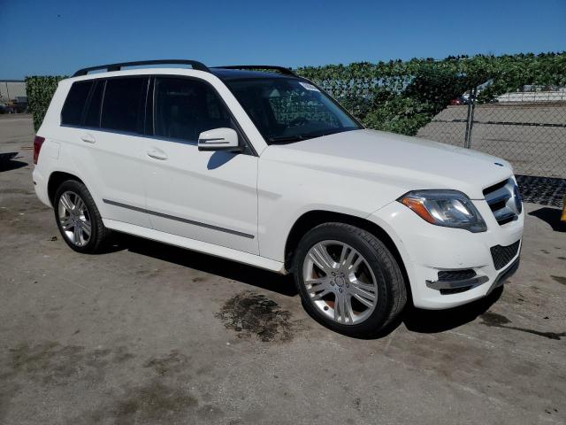 WDCGG8JB6DG064060 - 2013 MERCEDES-BENZ GLK 350 4MATIC WHITE photo 4