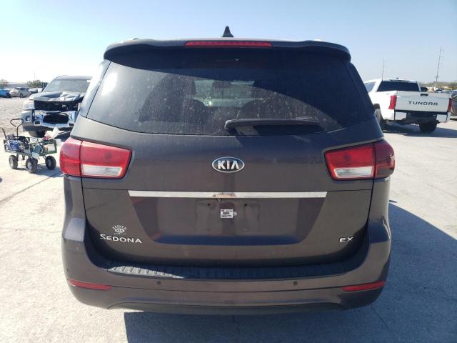 KNDMC5C19G6184288 - 2016 KIA SEDONA EX BROWN photo 6