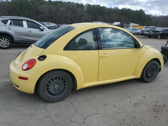 3VWPW3AG2AM005058 - 2010 VOLKSWAGEN NEW BEETLE YELLOW photo 3