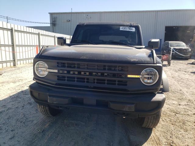 1FMDE5BH2NLA80762 - 2022 FORD BRONCO BASE BLACK photo 5