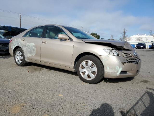 4T4BE46K68R018020 - 2008 TOYOTA CAMRY CE TAN photo 4