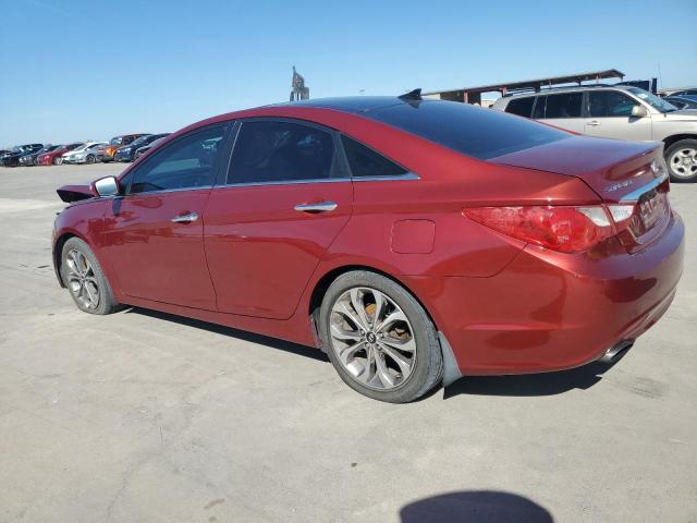 5NPEC4AB4DH795129 - 2013 HYUNDAI SONATA SE RED photo 2