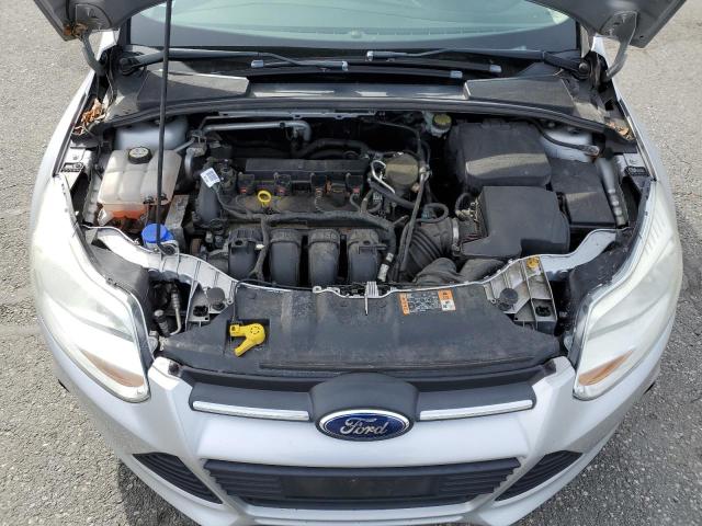 1FADP3F29EL386260 - 2014 FORD FOCUS SE SILVER photo 11