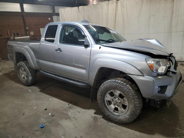 5TFUU4EN2FX128032 - 2015 TOYOTA TACOMA ACCESS CAB ვერცხლისფერი ფოტო 4
