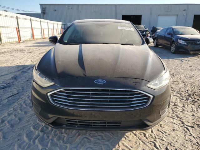 3FA6P0HD1KR186119 - 2019 FORD FUSION SE BLACK photo 5