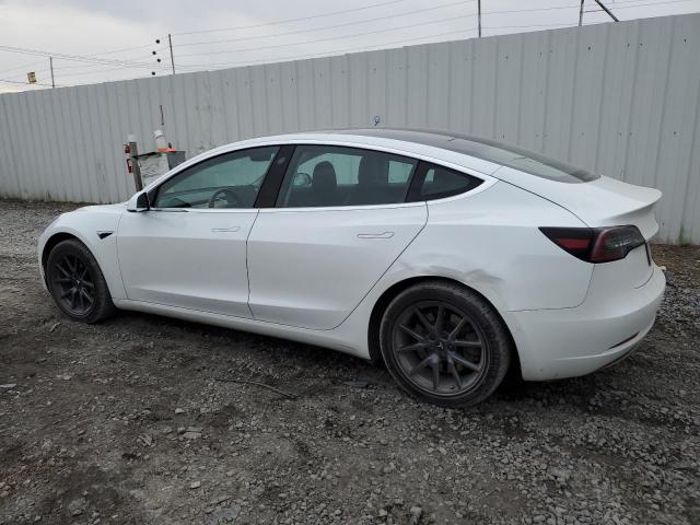 5YJ3E1EA4KF416658 - 2019 TESLA MODEL 3 WHITE photo 2