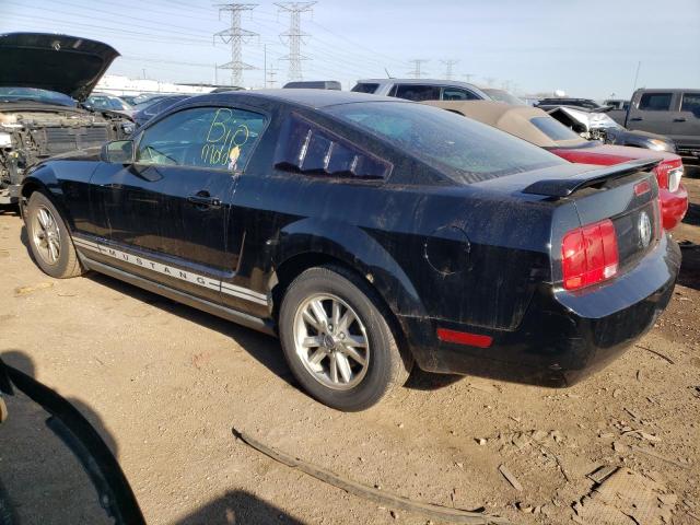 1ZVFT80N465157552 - 2006 FORD MUSTANG BLACK photo 2