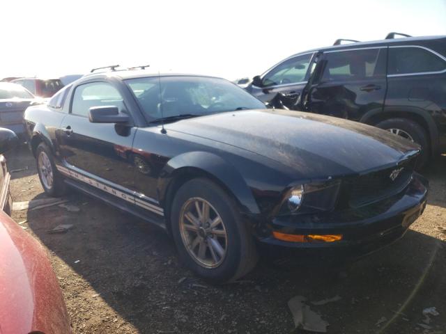 1ZVFT80N465157552 - 2006 FORD MUSTANG BLACK photo 4