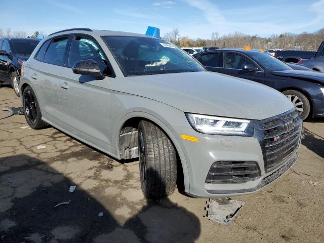 WA1B4AFY7K2027780 - 2019 AUDI SQ5 PREMIUM PLUS GRAY photo 4