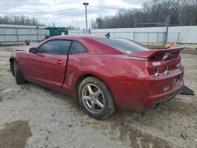 2G1FB1E35D9114318 - 2013 CHEVROLET CAMARO LT RED photo 2