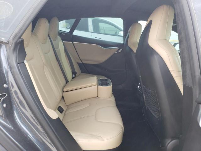 5YJSA1E22GF170233 - 2016 TESLA MODEL S შავი ფოტო 10