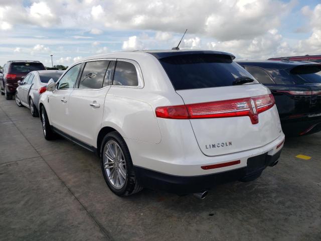 2LMHJ5AT9FBL02531 - 2015 LINCOLN MKT WHITE photo 3