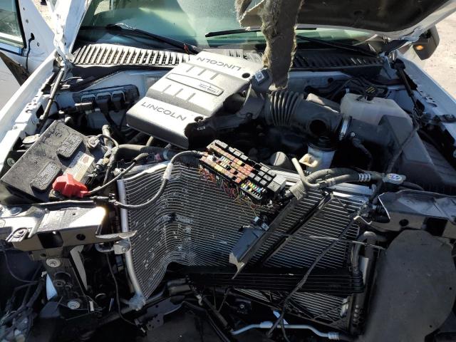 5LMJJ2J50BEJ03263 - 2011 LINCOLN NAVIGATOR 白色 照片 12