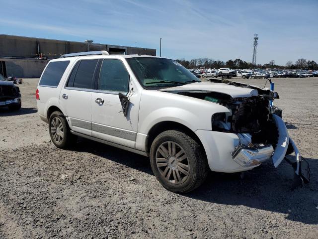 5LMJJ2J50BEJ03263 - 2011 LINCOLN NAVIGATOR 白色 照片 4