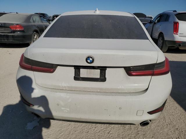 3MW5R1J59K8B01409 - 2019 BMW 330I WHITE photo 6