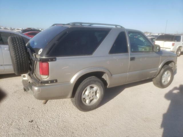 1GNCT18XX5K107037 - 2005 CHEVROLET BLAZER GRAY photo 3