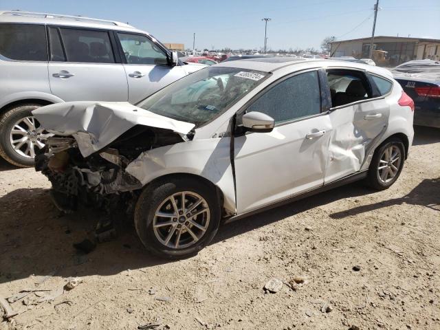 1FADP3K22GL297851 - 2016 FORD FOCUS SE WHITE photo 1